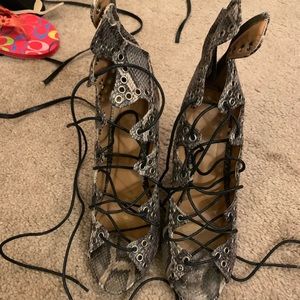 Black/grey Snakeskin lace up heels